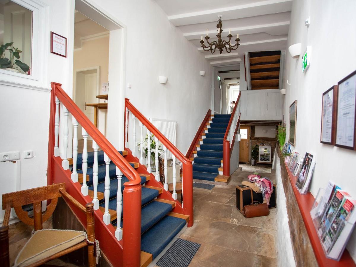 שוואלמשטאדט Altstadthotel Treysa מראה חיצוני תמונה