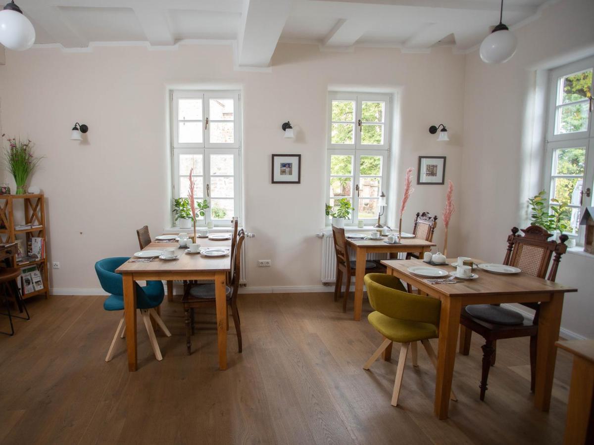 שוואלמשטאדט Altstadthotel Treysa מראה חיצוני תמונה